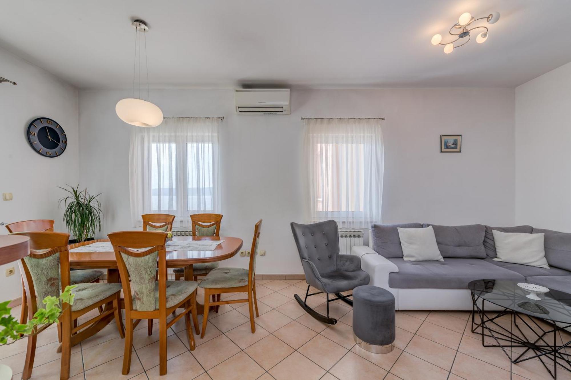 Apartment Krilo Jesenice Luaran gambar