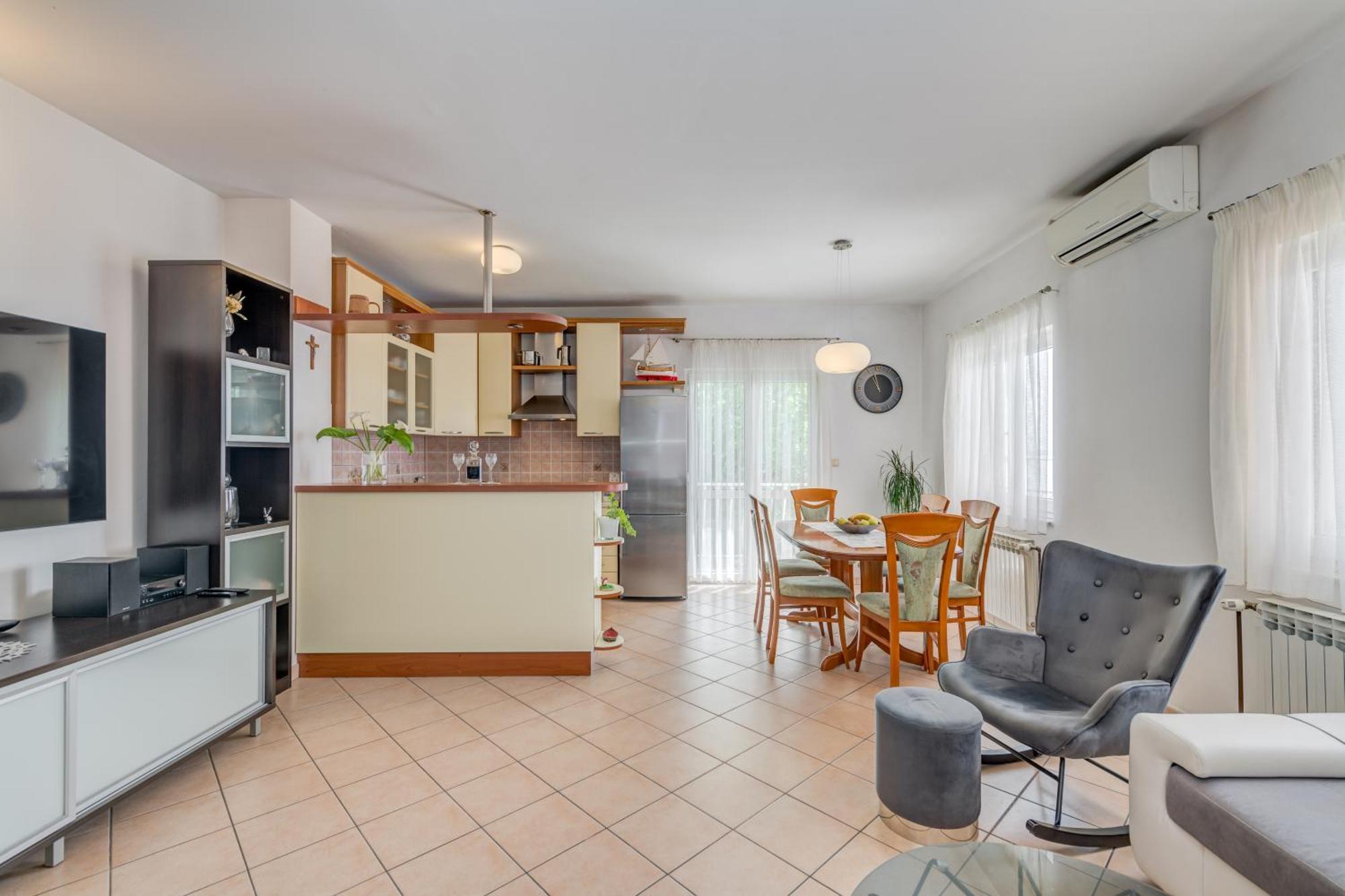 Apartment Krilo Jesenice Luaran gambar